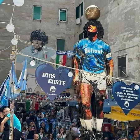 Myaslovelyluckycharm *