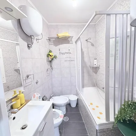 Myaslovelyluckycharm דירה *